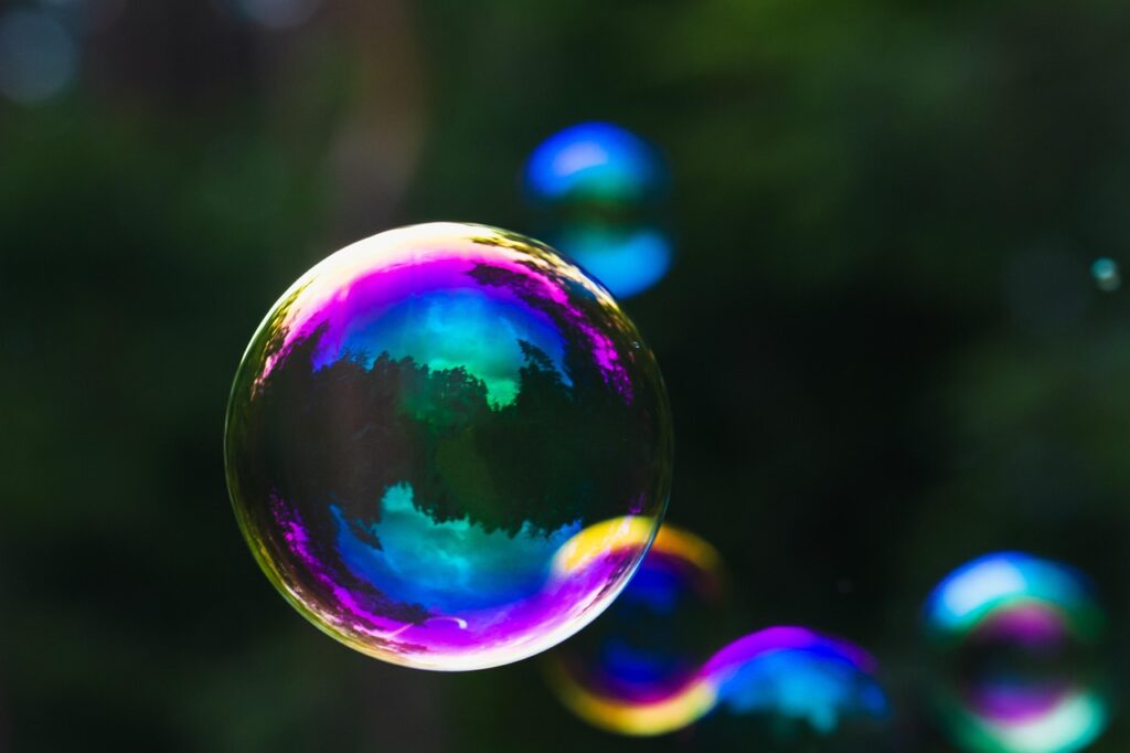 soap bubble 6626763 1280 (2)